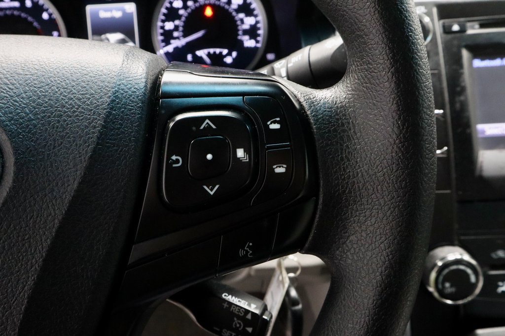 Used 2017 Toyota Camry LE image 26