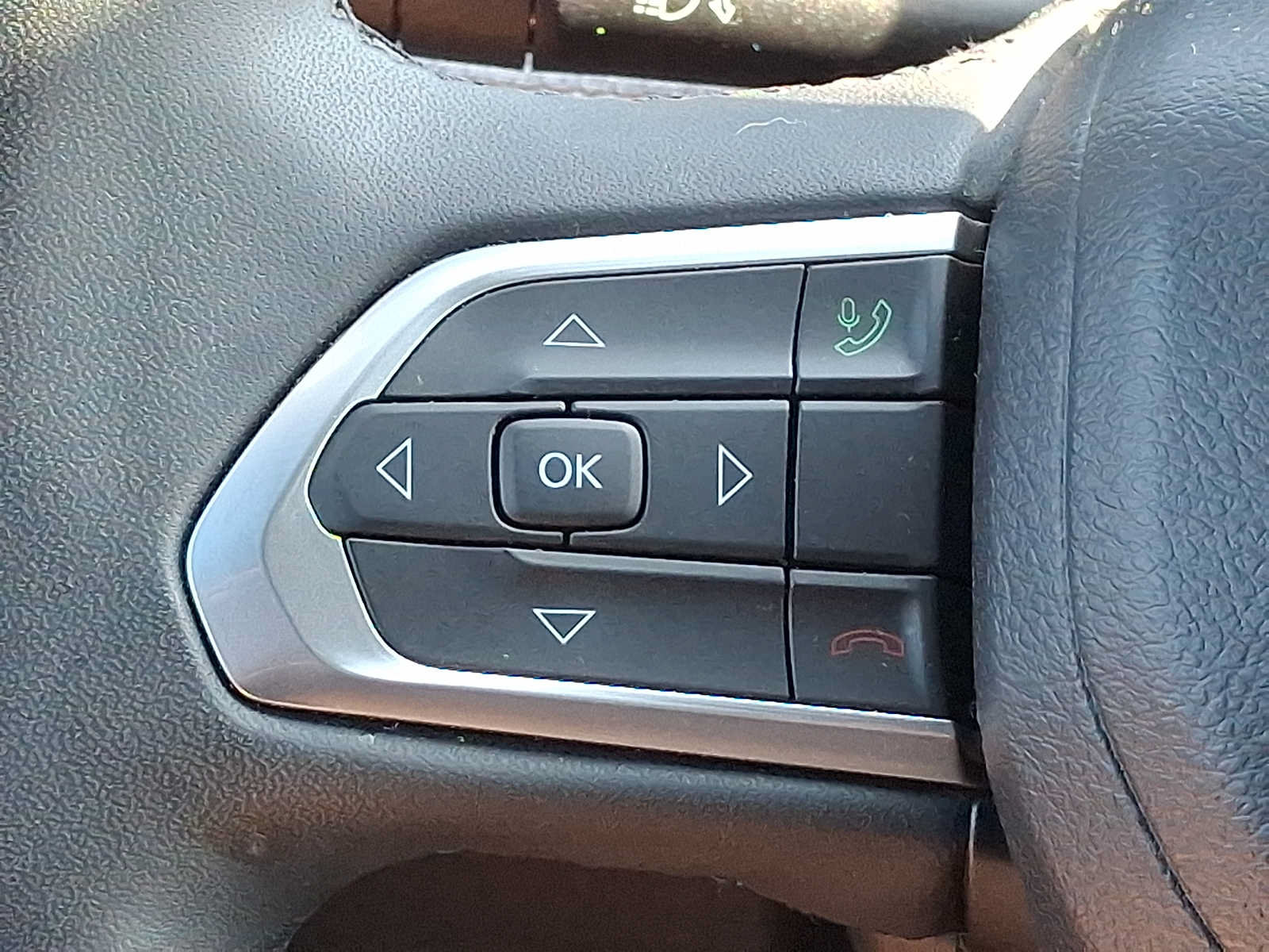 Used 2023 Jeep Compass Latitude AWD/4WD image 20