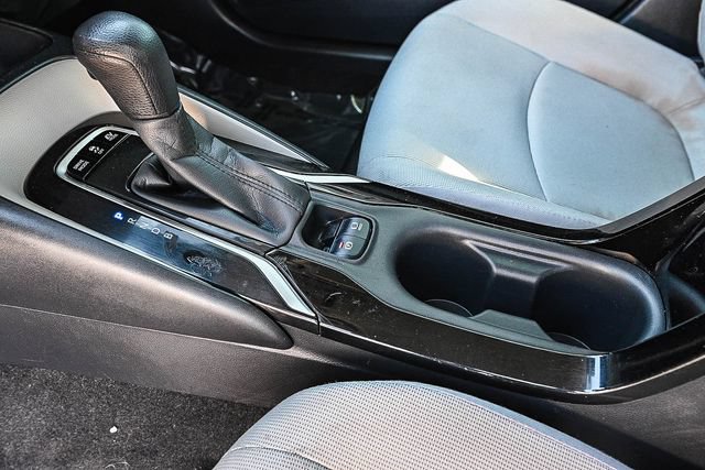 Used 2020 Toyota Corolla LE w/ Carpet Mat Package (TMS) FWD image 22