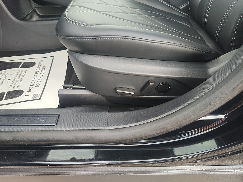 Certified 2025 Ford Mustang Mach-E Select RWD image 26