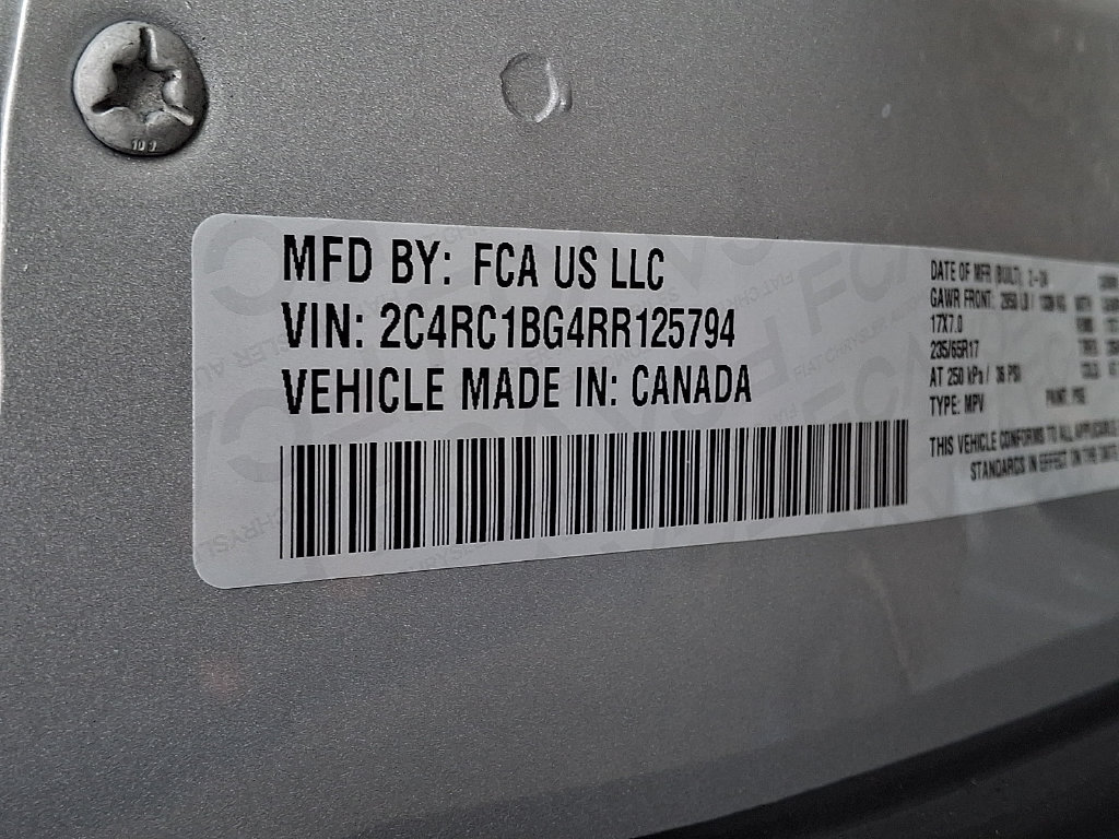 Used 2024 Chrysler Pacifica Touring-L FWD image 29