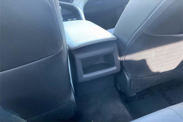 Used 2019 Toyota Camry LE image 33