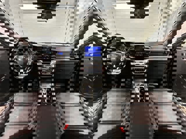 Certified 2022 Ford Explorer XLT w/ Equipment Group 202A image 22