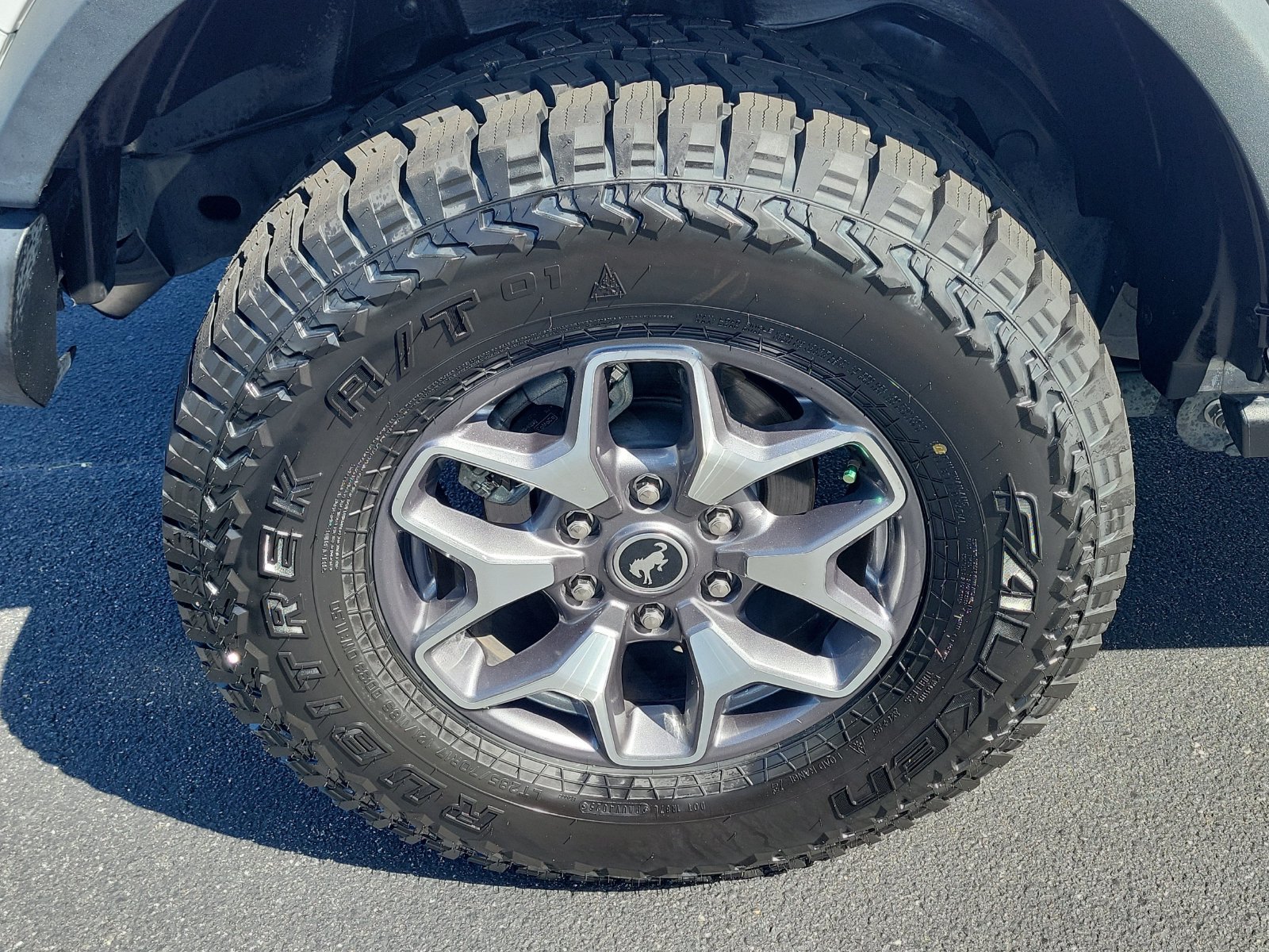 Certified 2024 Ford Bronco Badlands AWD/4WD image 5