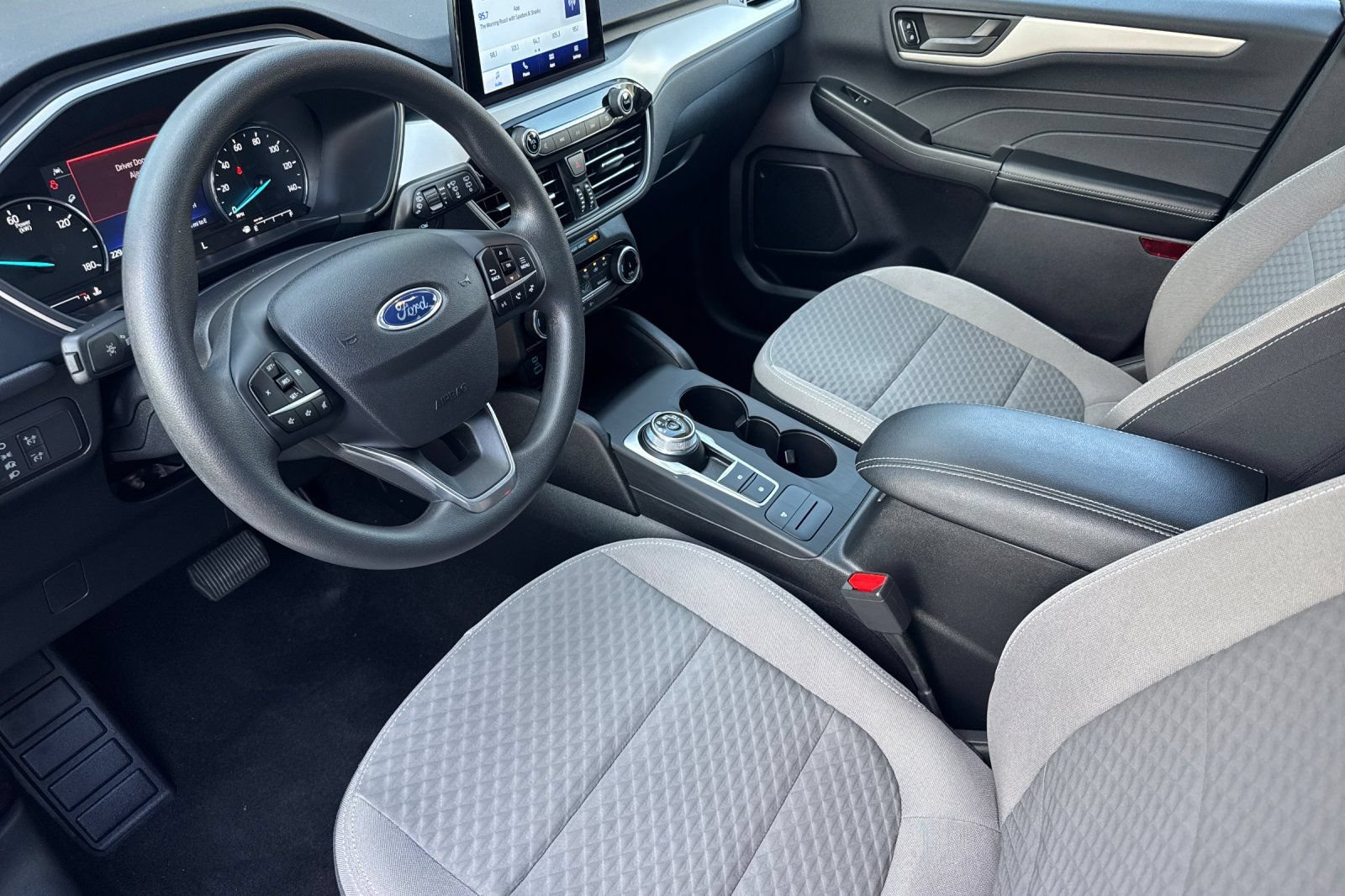 Certified 2022 Ford Escape SE FWD image 11