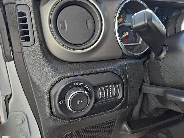 Used 2021 Jeep Wrangler Sport image 26