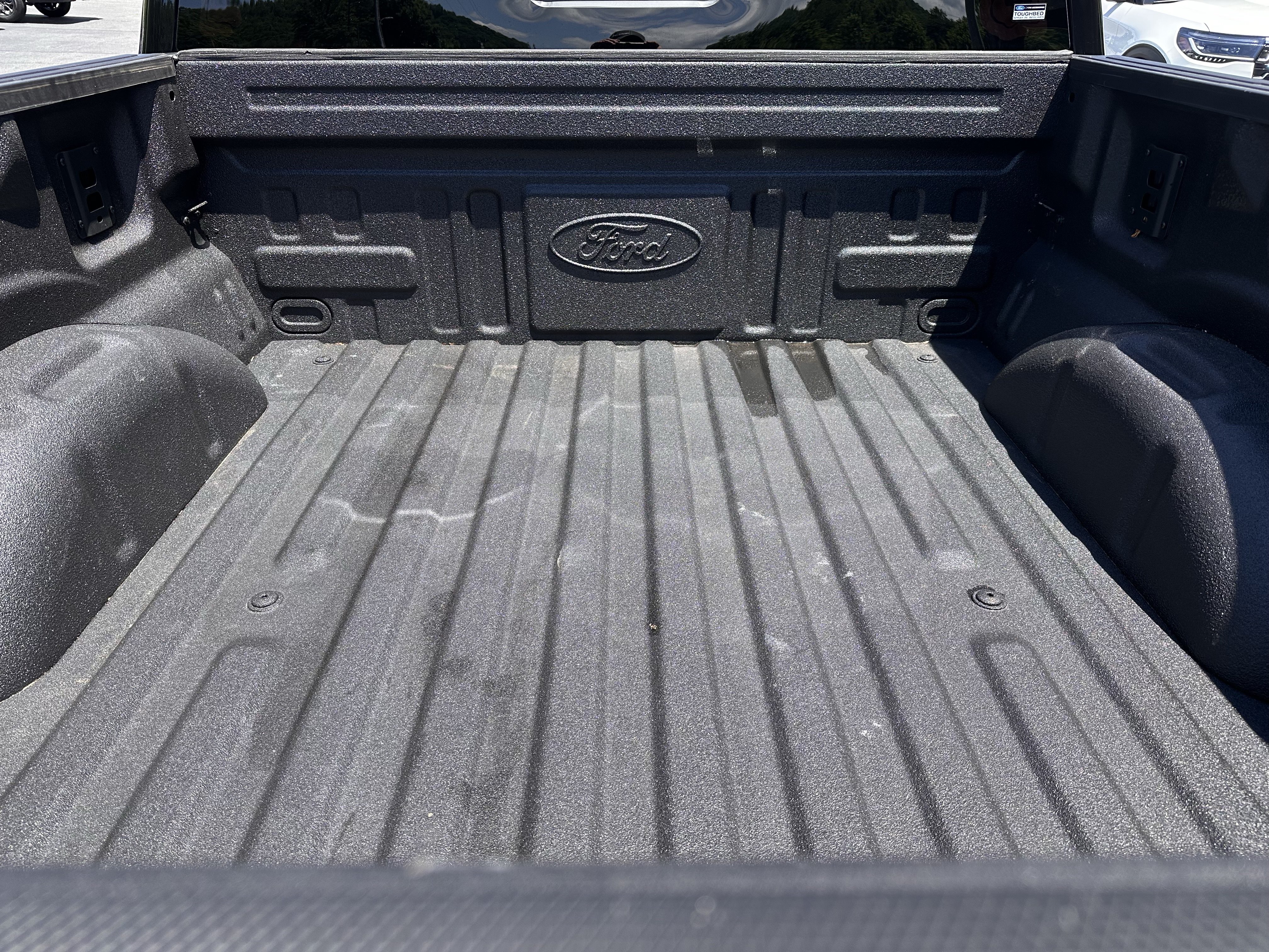 Certified 2025 Ford F150 King Ranch w/ FX4 Off-Road Package AWD/4WD image 9