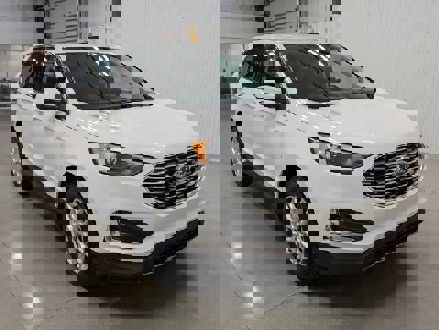 Certified 2022 Ford Edge SEL w/ Convenience Package image 5