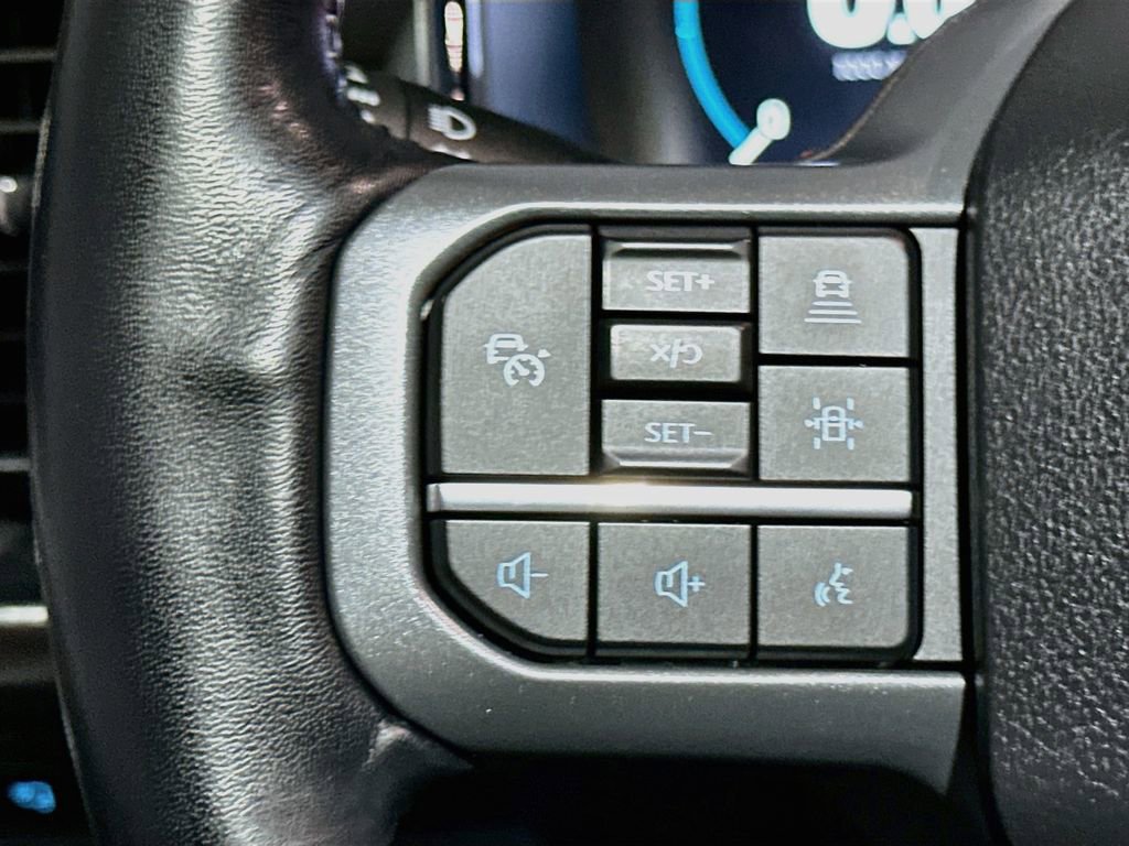 Certified 2022 Ford F150 Lariat w/ Equipment Group 502A High AWD/4WD image 32