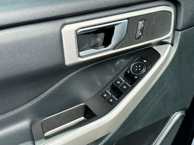 Certified 2024 Ford Explorer XLT AWD/4WD image 15