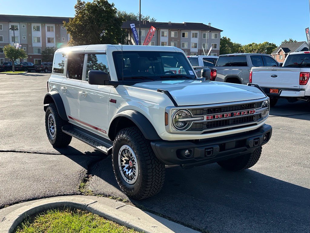 Certified 2026 Ford Bronco Outer Banks w/ Sasquatch Package AWD/4WD image 7