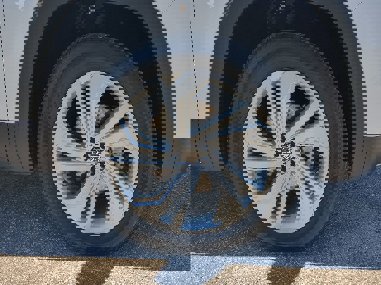 Used 2023 Volkswagen Atlas SE w/ Panoramic Sunroof Package image 9