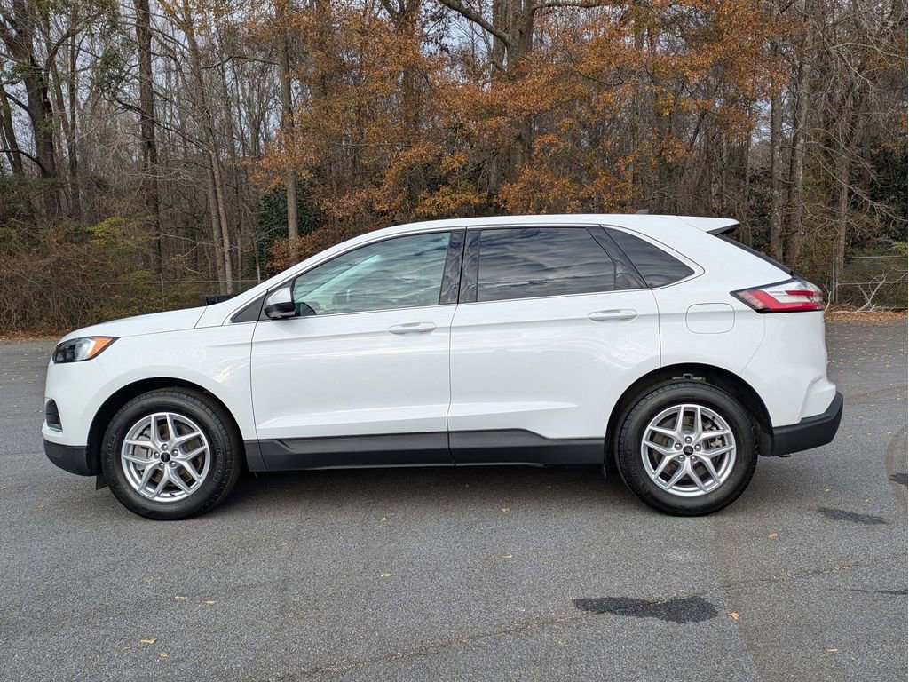 Certified 2024 Ford Edge SEL image 3