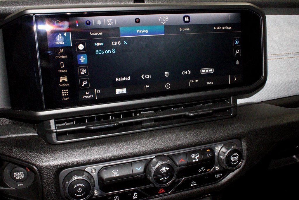 Used 2024 Jeep Gladiator Sport image 11