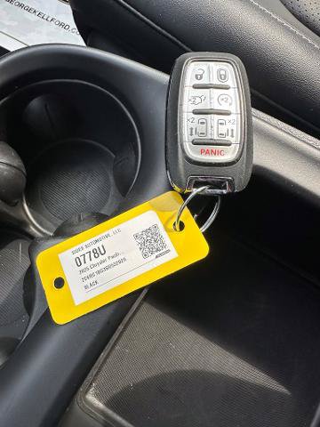 Used 2025 Chrysler Pacifica Select FWD image 21