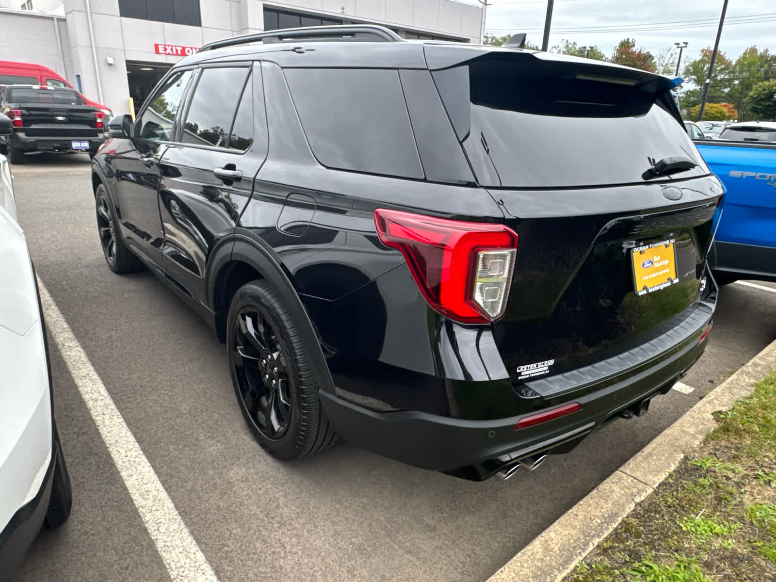 Certified 2023 Ford Explorer ST w/ Equipment Group 401A AWD/4WD image 15