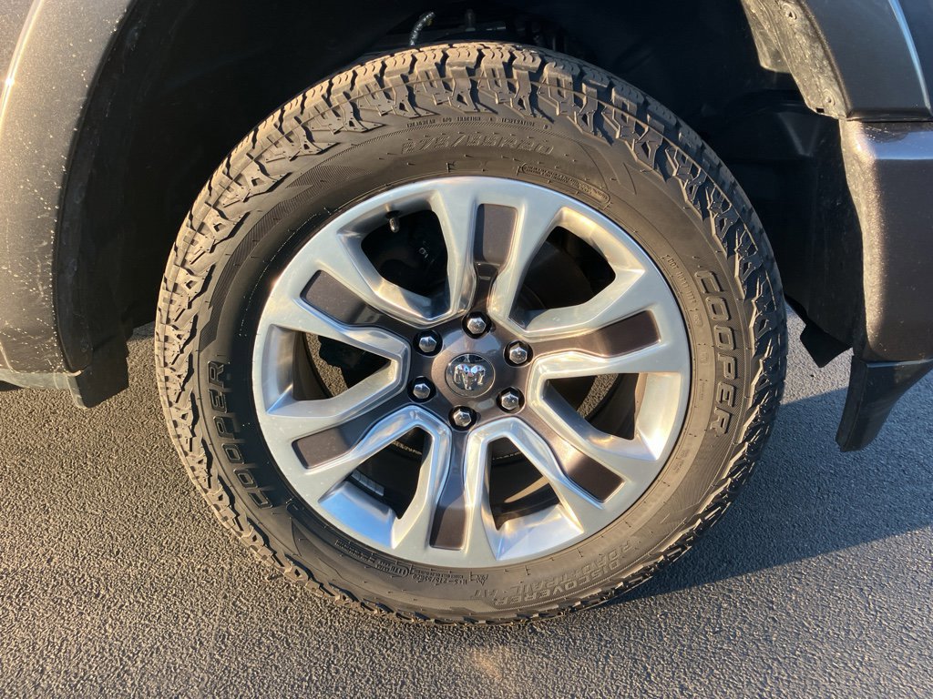 Used 2023 RAM 1500 Limited image 14