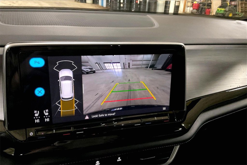 Used 2025 Volkswagen Atlas Cross Sport SE image 20