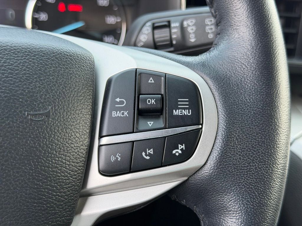 Certified 2023 Ford Explorer XLT w/ Equipment Group 202A RWD image 30