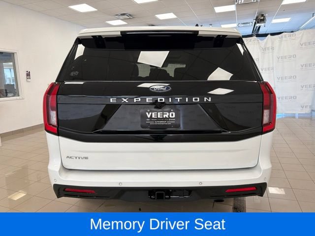 Certified 2025 Ford Expedition Active AWD/4WD image 13
