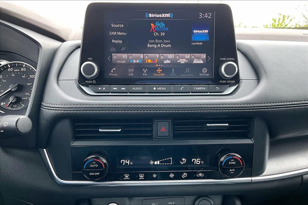 Used 2023 Nissan Rogue SV AWD/4WD image 31