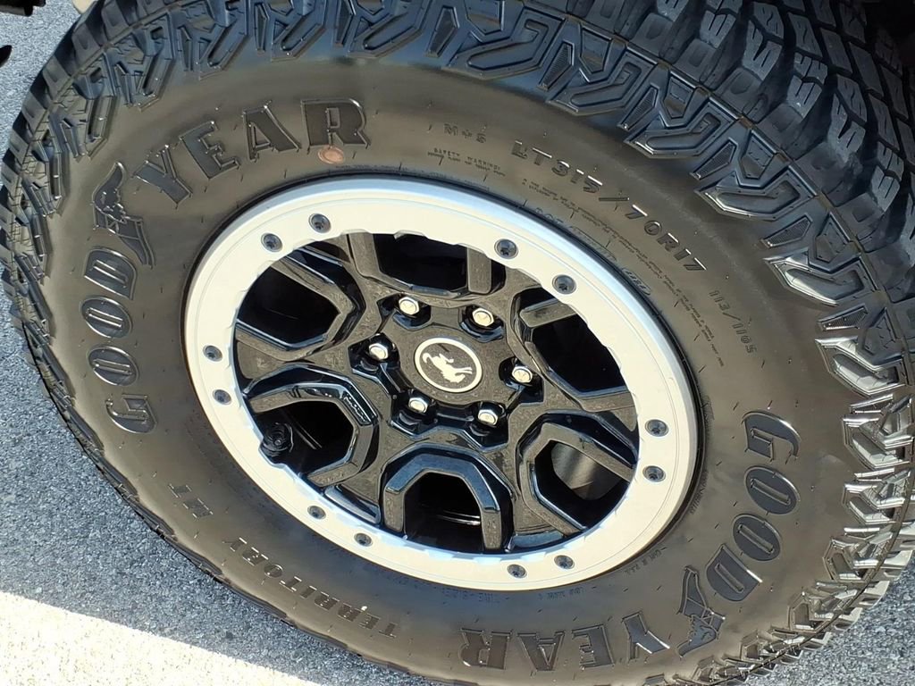 Certified 2024 Ford Bronco Badlands AWD/4WD image 9