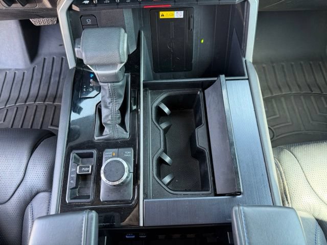 Used 2023 Toyota Sequoia Platinum AWD/4WD image 22