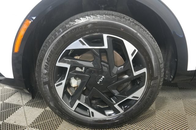 Used 2025 Kia Sportage SX AWD/4WD image 9