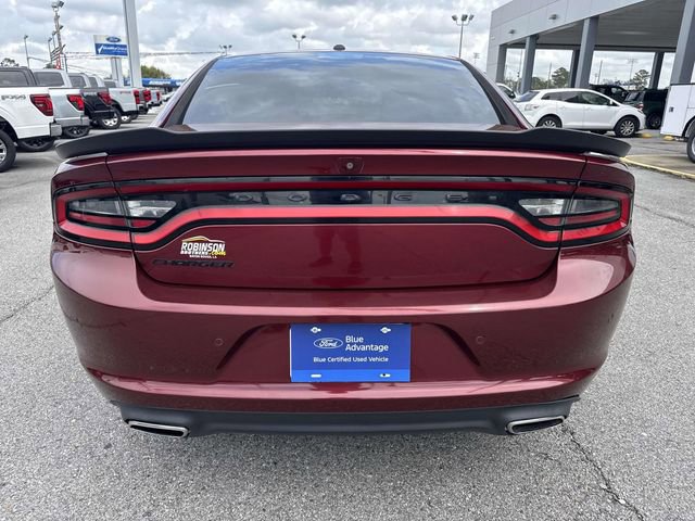 Used 2020 Dodge Charger SXT w/ Blacktop Package image 6