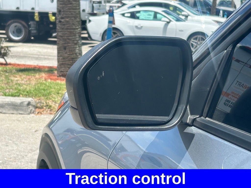 Certified 2022 Ford Explorer XLT w/ Equipment Group 202A image 17