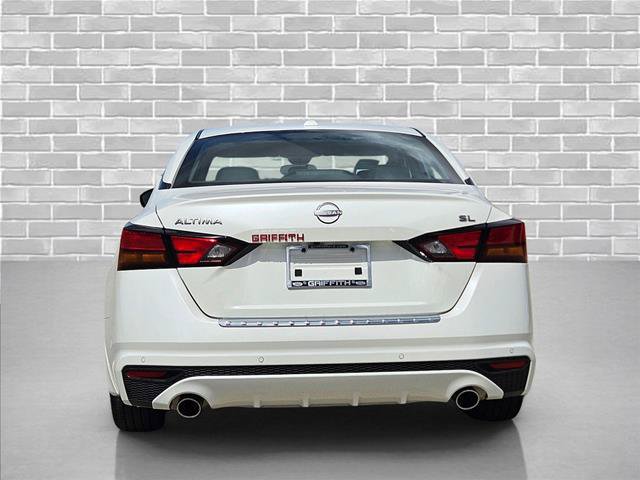 Used 2023 Nissan Altima 2.5 SL FWD image 6