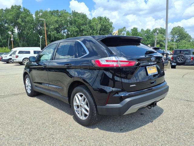 Certified 2023 Ford Edge SEL w/ Convenience Package AWD/4WD image 5