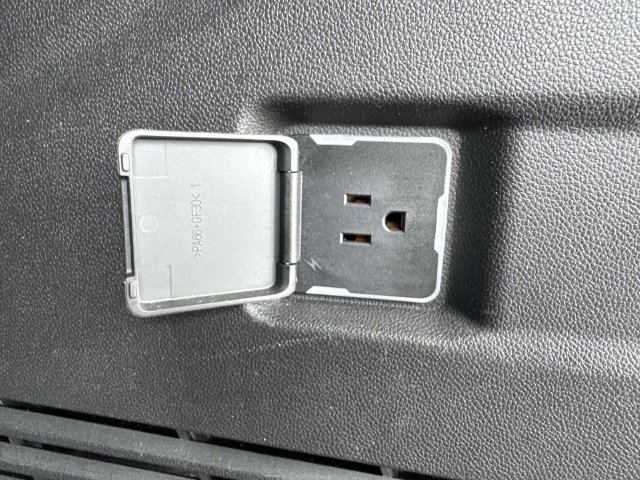 Used 2021 Chevrolet Tahoe LT RWD image 14