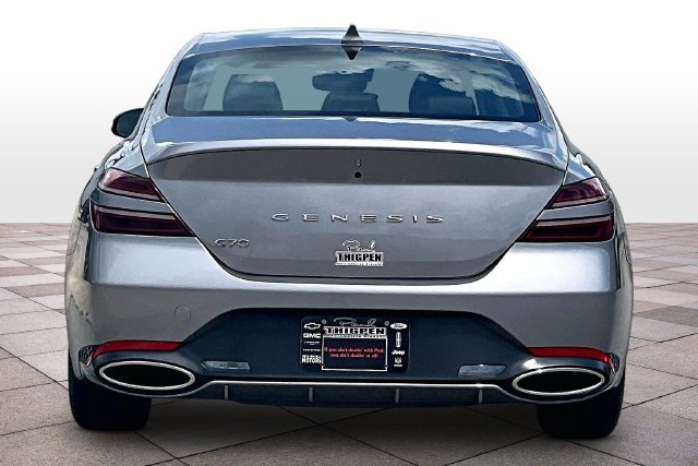 Used 2025 Genesis G70 2.5T RWD image 4