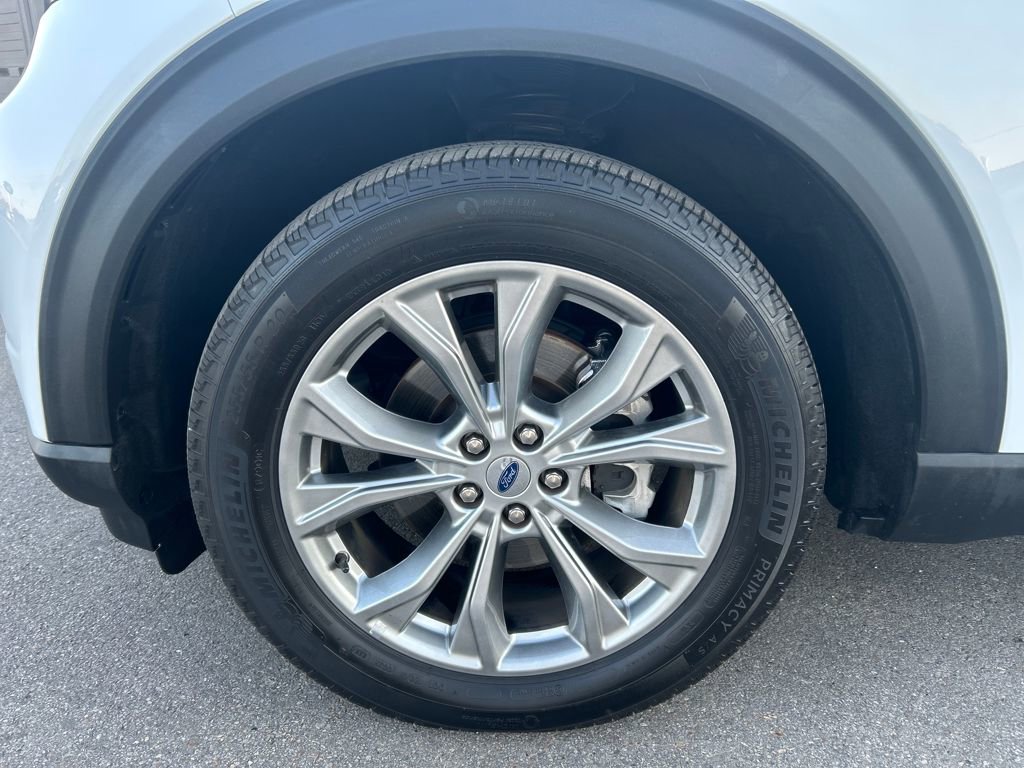 Certified 2024 Ford Explorer Limited image 9