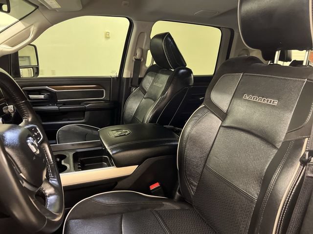 Used 2024 RAM 2500 Laramie w/ Towing Technology Group AWD/4WD image 8