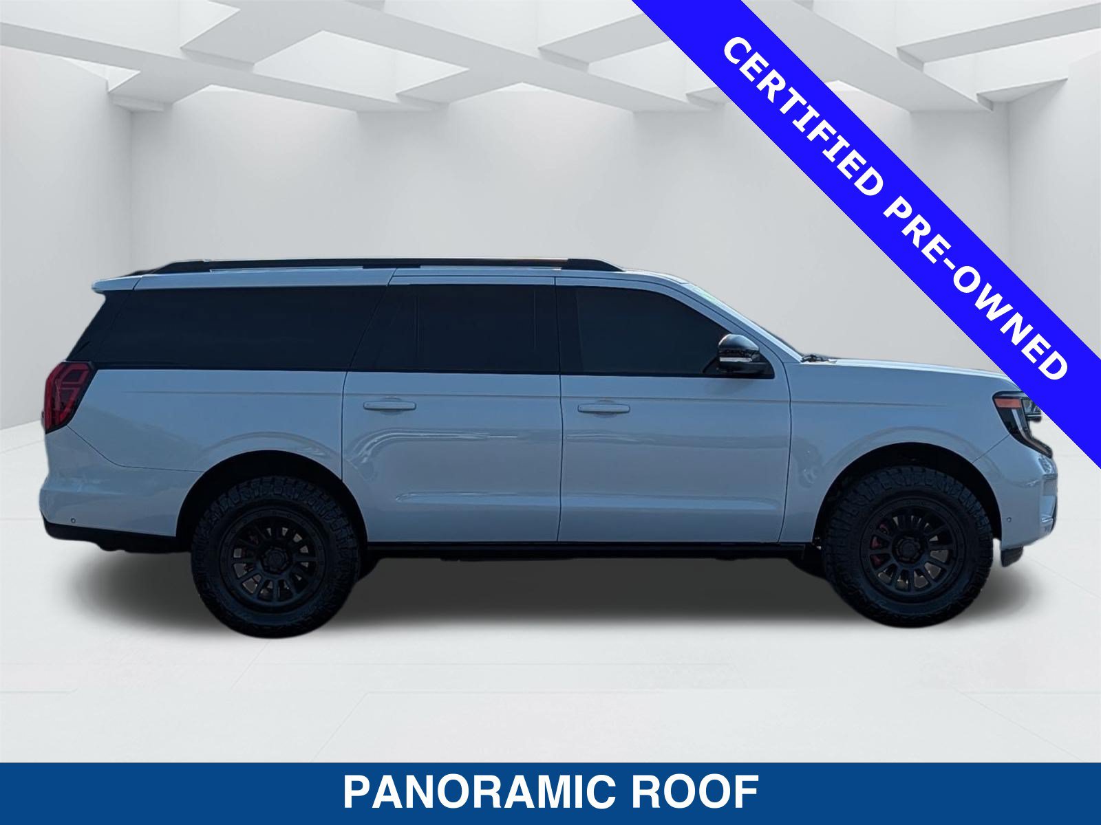 Certified 2025 Ford Expedition Max Platinum w/ Stealth Performance Package AWD/4WD image 4