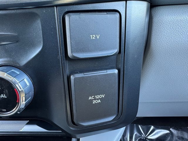 Certified 2024 Ford F350 Limited image 30