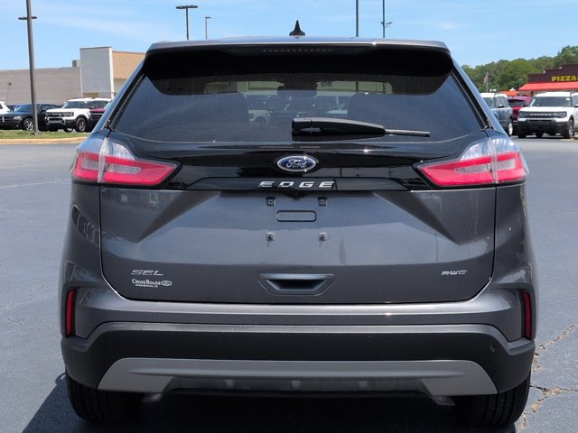 Certified 2022 Ford Edge SEL w/ Convenience Package AWD/4WD image 5