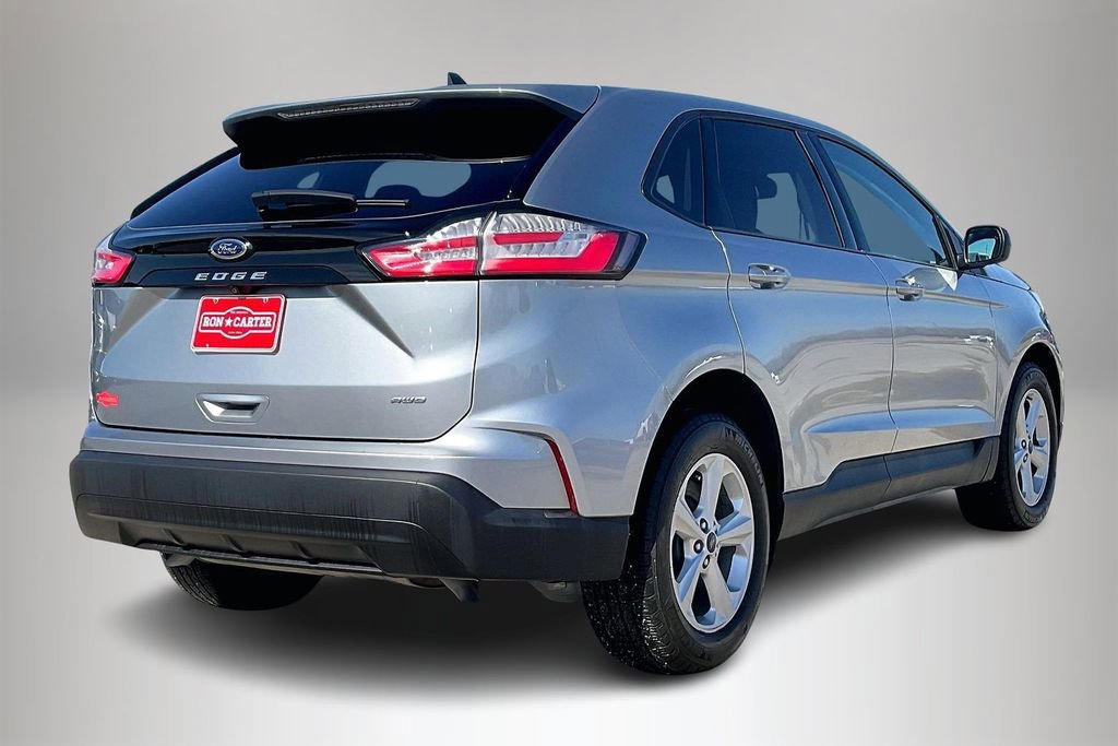 Certified 2022 Ford Edge SE image 4