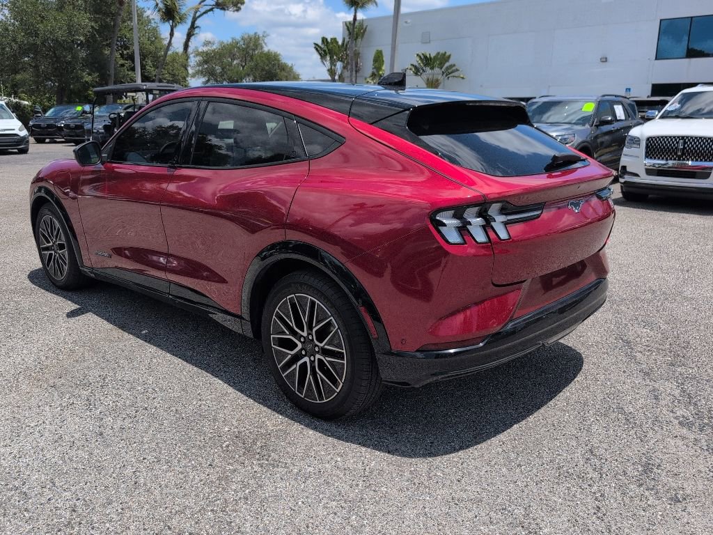 Certified 2024 Ford Mustang Mach-E Premium AWD/4WD image 5