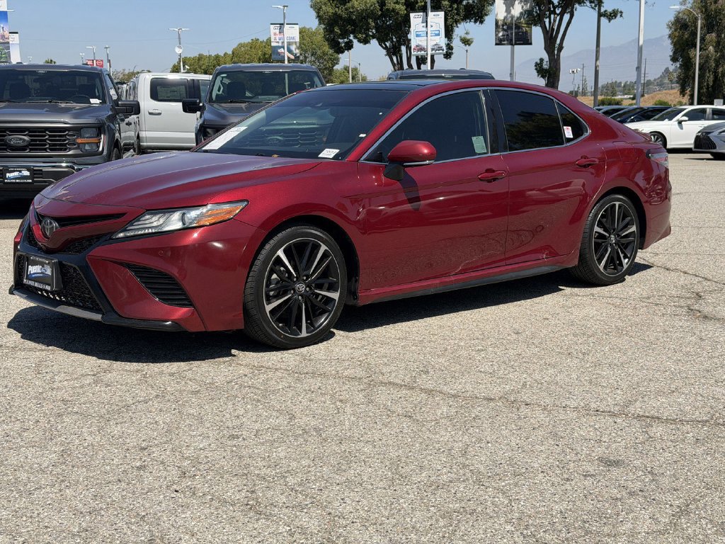 Used 2018 Toyota Camry XSE w/ Driver Assist Package FWD image 3