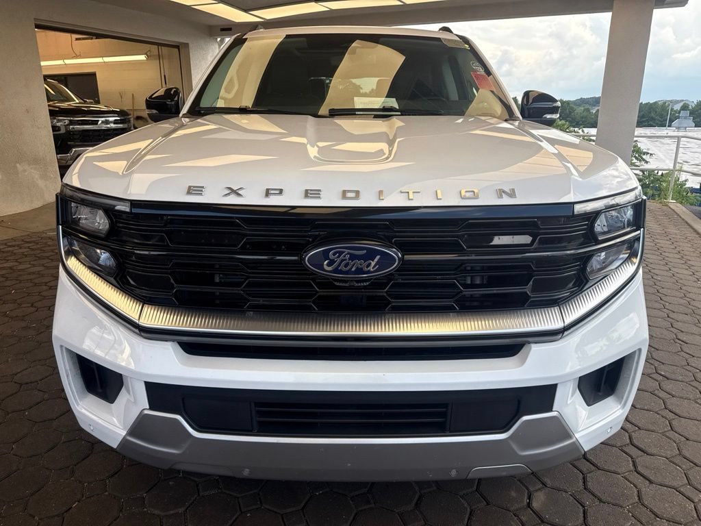 Certified 2026 Ford Expedition Max Platinum w/ Driver's Package AWD/4WD image 2