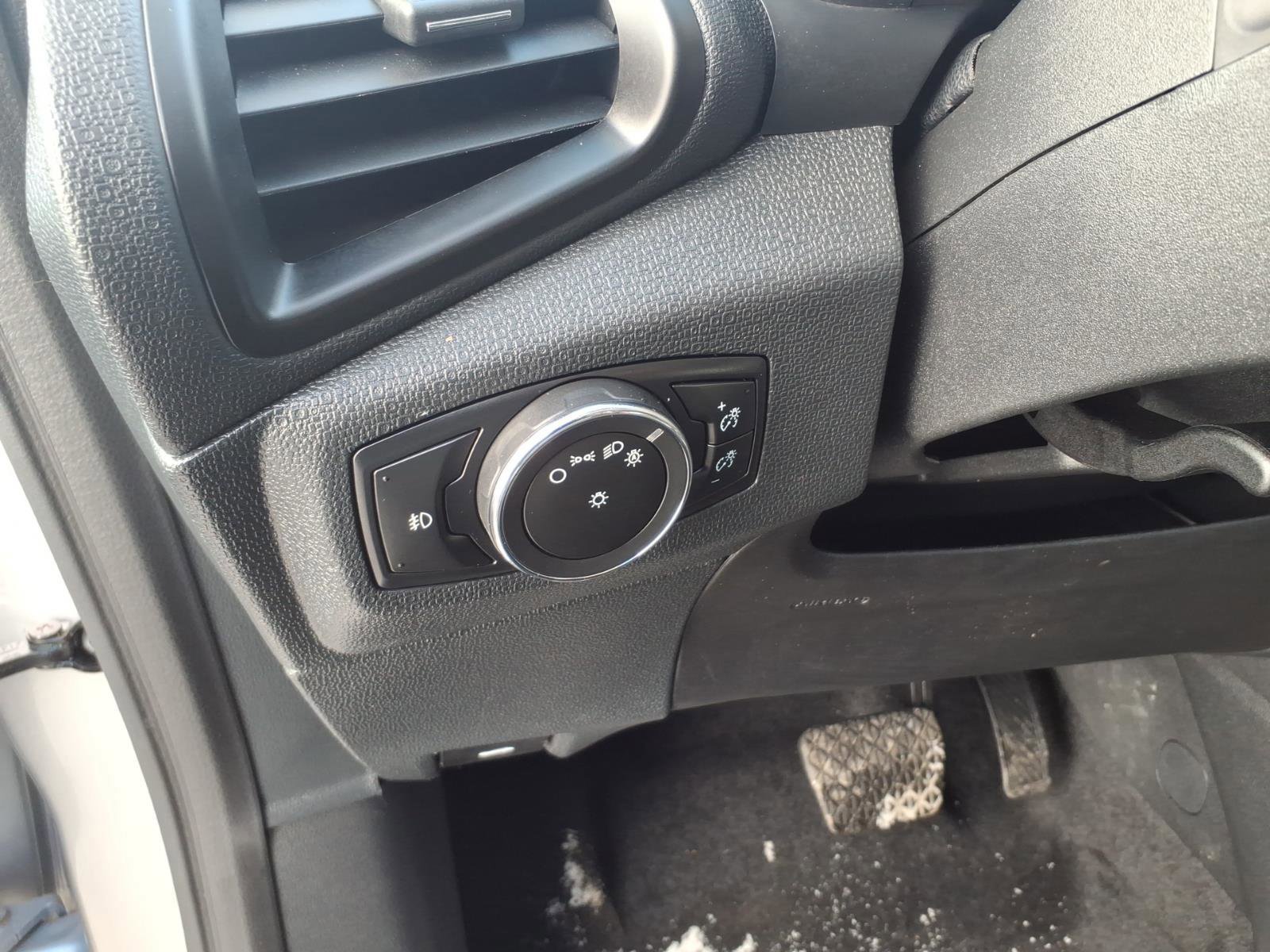 Certified 2022 Ford EcoSport SE w/ SE Convenience Package image 13