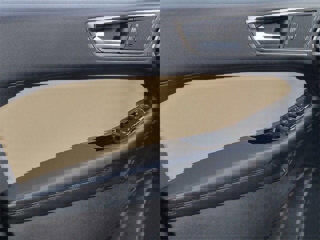 Certified 2018 Ford Edge SEL w/ Equipment Group 201A image 37