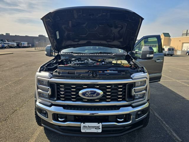 Certified 2024 Ford F450 Lariat w/ Chrome Package AWD/4WD image 26