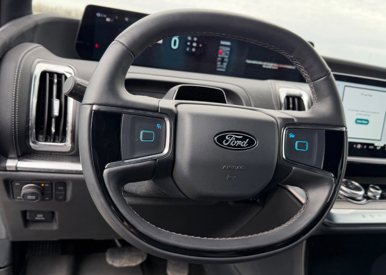 Certified 2025 Ford Expedition Max Platinum w/ Stealth Appearance Package AWD/4WD image 38