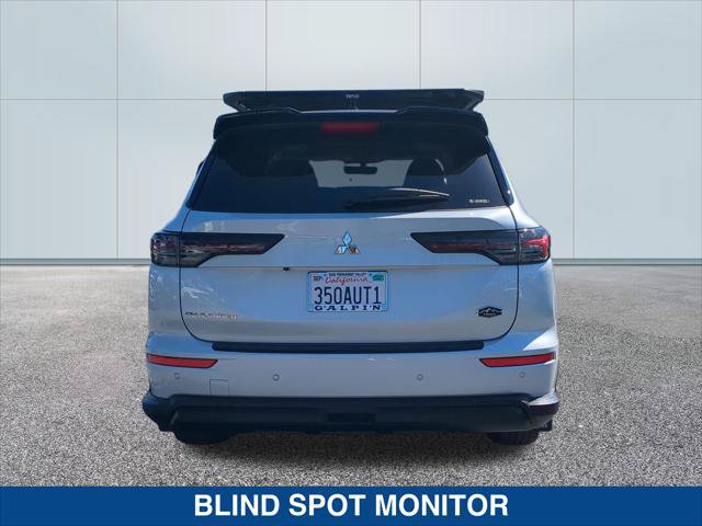 Used 2026 Mitsubishi Outlander AWD image 4