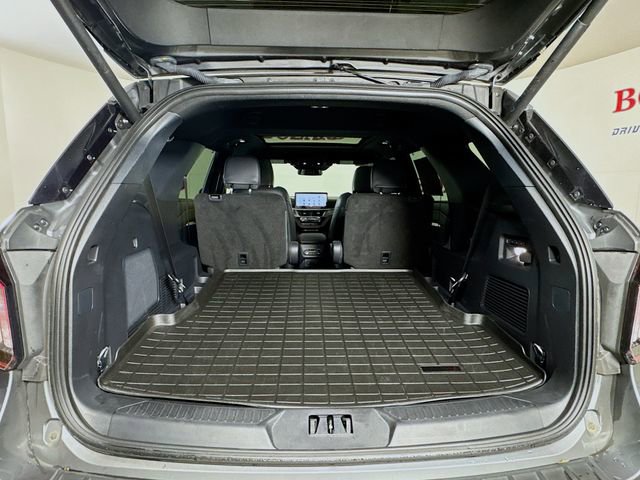 Certified 2025 Ford Explorer ST image 31