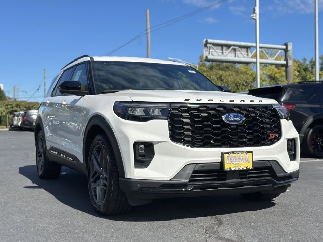 Certified 2025 Ford Explorer ST AWD/4WD image 49